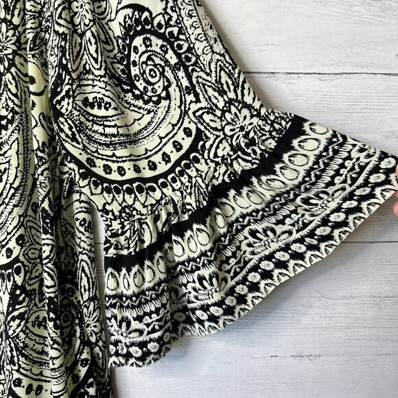 Umgee Dress Womens Size Medium Black & Ivory Floral Sheath Pockets Bell Sleeve - Picture 7 of 14